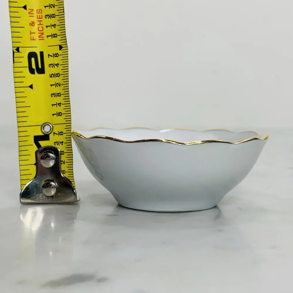 LIMOGES France Mini Trinket Dish Courting Couple Gold Gild Scalloped Edge EUC